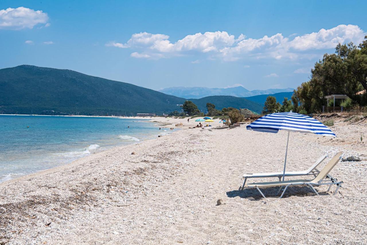 Borgo! Ευχάριστο Εξοχικό Σπίτι Δίπλα Στη Θάλασσα!! Villa Лефкада Екстериор снимка